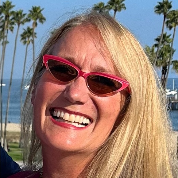 hollygrover2